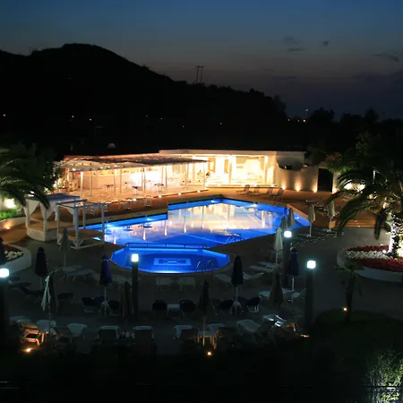 Aparthotel Ioli Village 3*