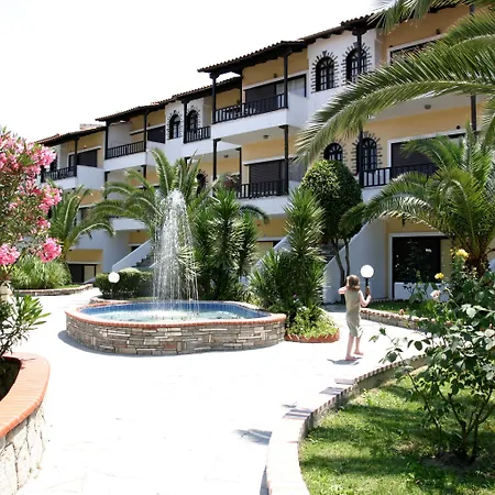 Aparthotel Ioli Village