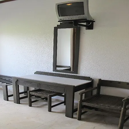 Aparthotel Ioli Village 3*