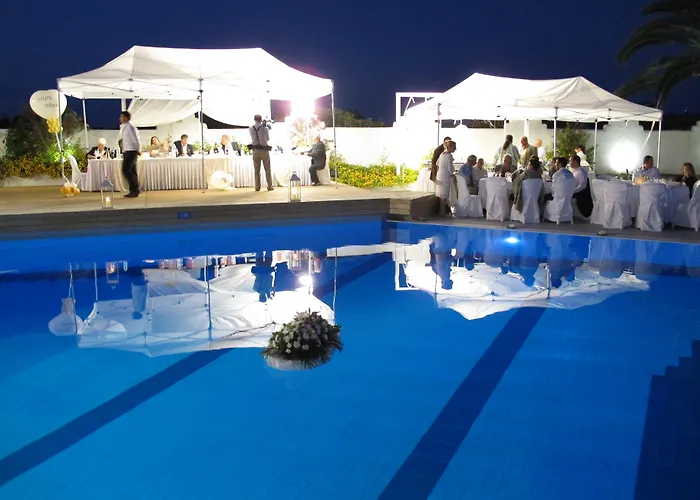 Aparthotel Ioli Village 3*