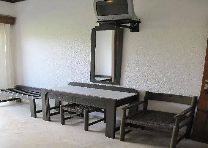 Aparthotel Ioli Village 3*