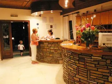 شقة فندقية Ioli Village