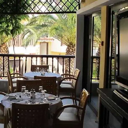 Aparthotel Ioli Village 3*