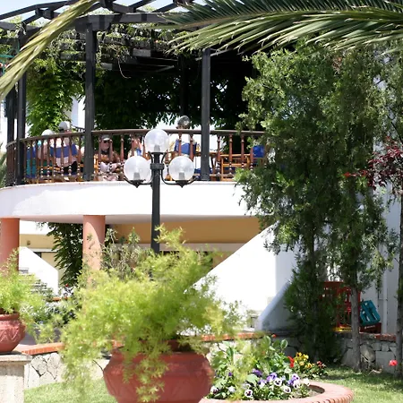 Aparthotel Ioli Village Pefkochori