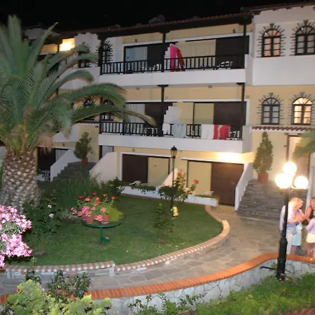 Ioli Village Aparthotel 3*