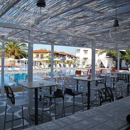 Aparthotel Ioli Village