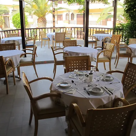 Aparthotel Ioli Village