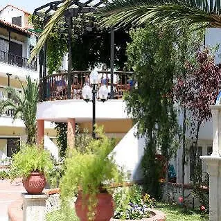 Hotel de apartamente Ioli Village 3*